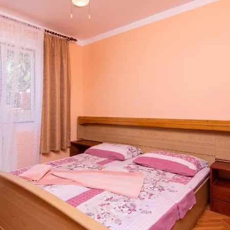 Ferienwohnung Fuer 7 Personen Ca 60 Qm In Kuciste, Dalmatien Sueddalmatien Apartman