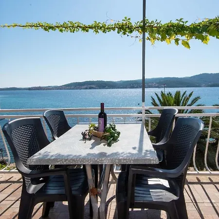 Ferienwohnung Fuer 7 Personen Ca 60 Qm In Kuciste, Dalmatien Sueddalmatien Apartman