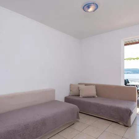 Ferienwohnung Fuer 7 Personen Ca 60 Qm In Kuciste, Dalmatien Sueddalmatien Apartament *