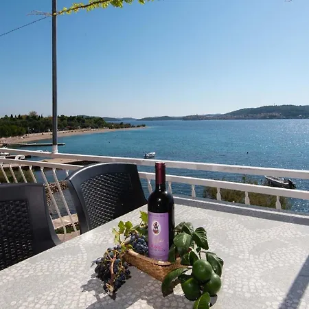 Ferienwohnung Fuer 7 Personen Ca 60 Qm In Kuciste, Dalmatien Sueddalmatien * Kuciste